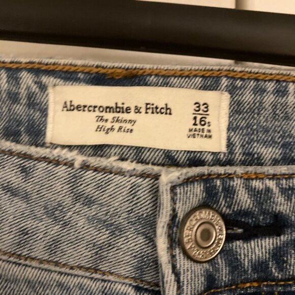 NWT Abercrombie & Fitch Curve Love Skinny Jeans - Picture 3 of 8